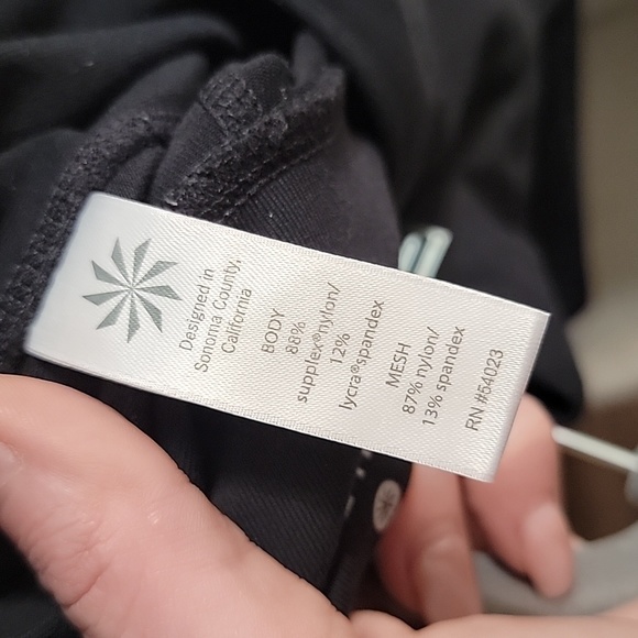 Athleta Tall Chaturanga Zipper Leggings - Picture 8 of 9